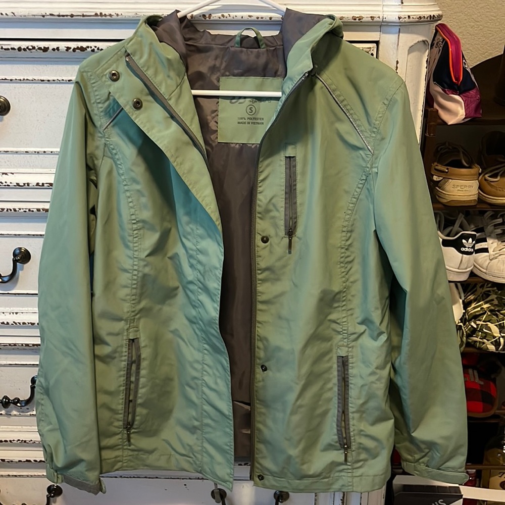 Women’s Raincoat